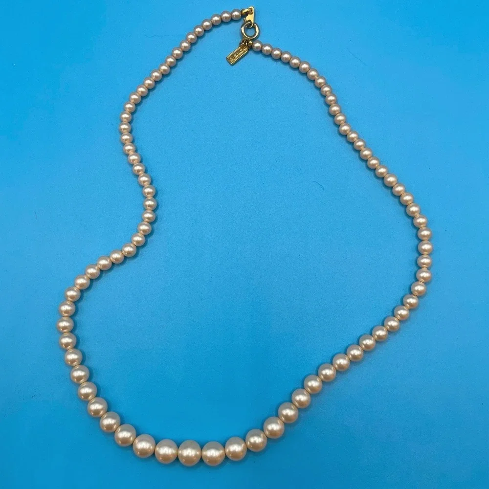 Vintage Marvella Faux‎ Pearl Necklace Womens Cream Graduated Strand Classic